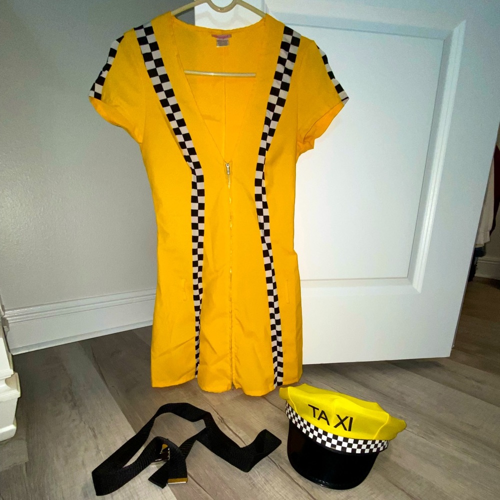 Taxi cab driver outfit